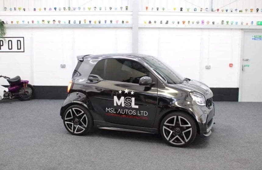 CHM10-HD Mirror Chrome Jet Black